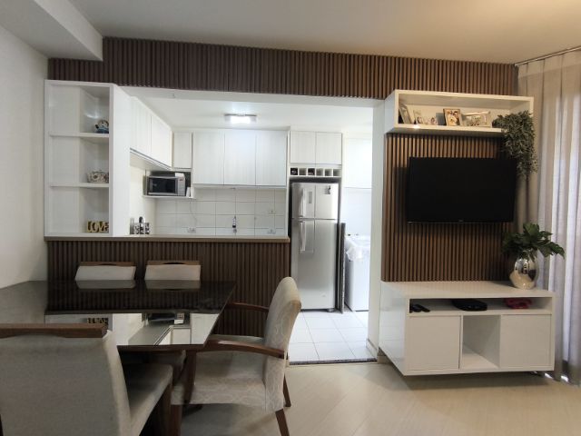 Apartamento 3 quartos e 2 banheiros, à venda, no bairro Andrade em Londrina