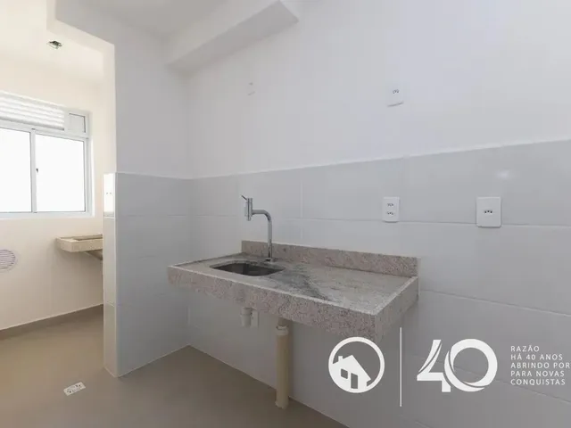 Apartamento 2 quartos e 1 banheiro, para alugar, no bairro Bairro Alto em Curitiba