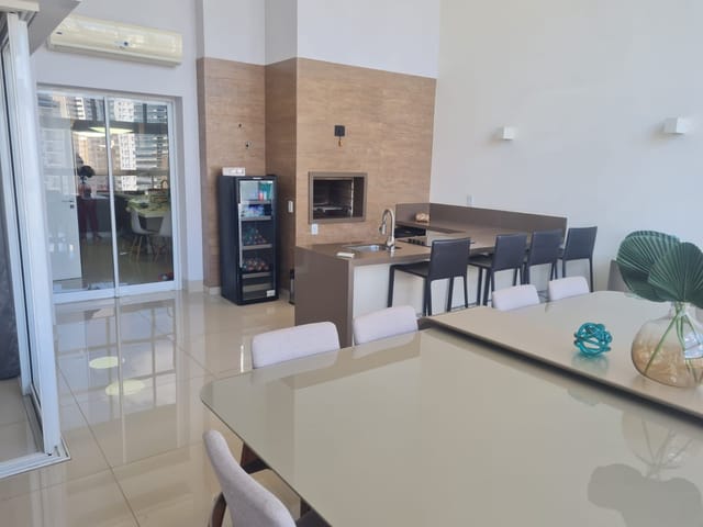 Apartamento 4 quartos e 5 banheiros, à venda, no bairro Jardim Goiás em Goiânia
