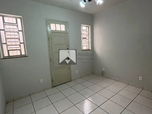 Apartamento com 80m² 2 quartos e 1 banheiro, para alugar, no bairro Pe Pequeno em Niterói