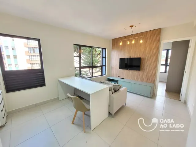Apartamento 1 quarto e 1 banheiro, para alugar, no bairro Alto da Gloria em Curitiba
