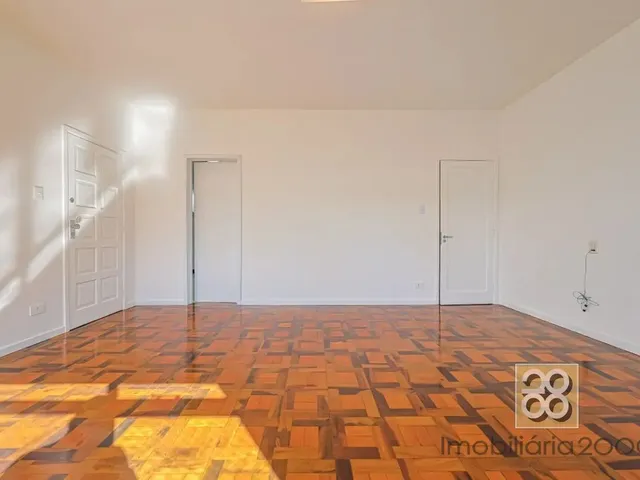 Apartamento 3 quartos e 2 banheiros, à venda, no bairro Água Verde em Curitiba
