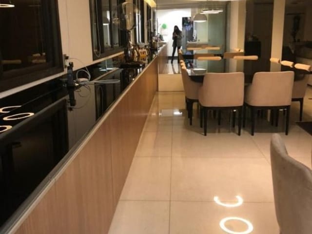 Apartamento com 260m² 4 quartos e 5 banheiros, à venda, no bairro Higienópolis em São Paulo