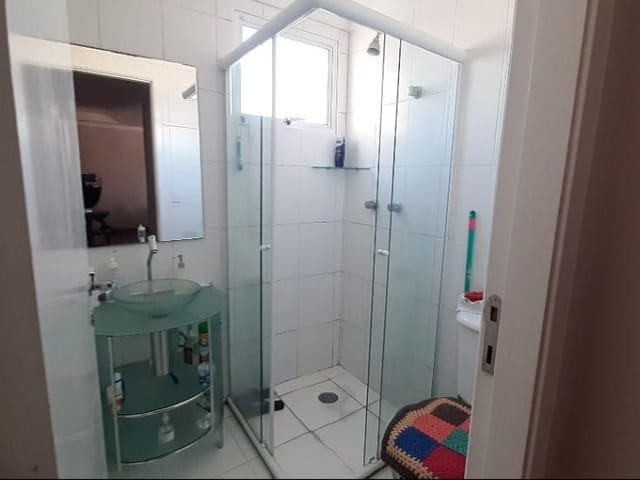 Apartamento com 54m² 2 quartos e 1 banheiro, à venda, no bairro Vila Santa Terezinha em Carapicuíba