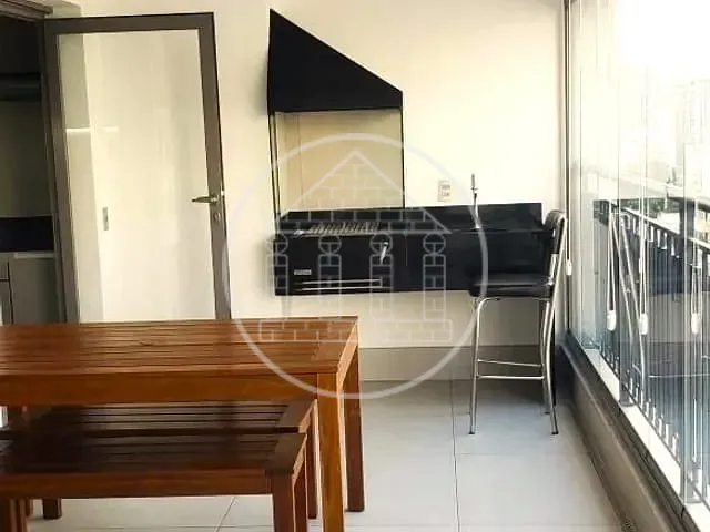 Apartamento 3 quartos e 5 banheiros, à venda, no bairro Moema em São Paulo