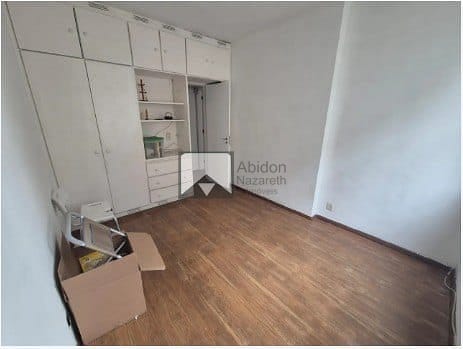 Apartamento à venda com 2 quartos, 90m² - Foto 17