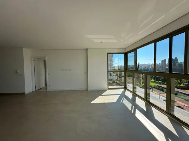 Apartamento com 236m² 3 quartos e 4 banheiros, à venda, no bairro Nova Prochet em Londrina