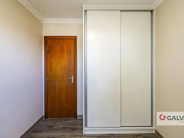 Apartamento 2 quartos e 2 banheiros, para alugar, no bairro Vila Izabel em Curitiba