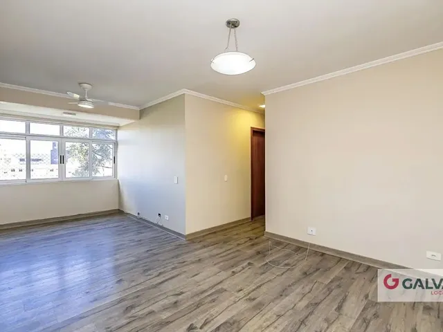 Apartamento 2 quartos e 2 banheiros, para alugar, no bairro Vila Izabel em Curitiba