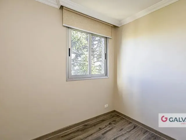 Apartamento 2 quartos e 2 banheiros, para alugar, no bairro Vila Izabel em Curitiba