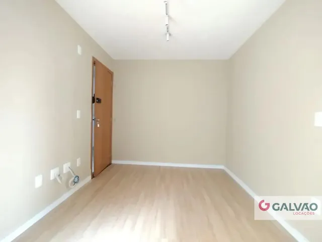 Apartamento 2 quartos e 1 banheiro, para alugar, no bairro Monza em Colombo