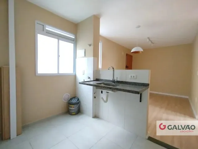 Apartamento 2 quartos e 1 banheiro, para alugar, no bairro Monza em Colombo