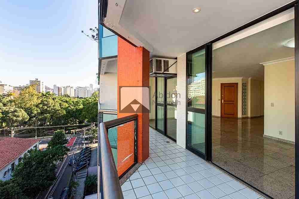 Apartamento à venda com 4 quartos, 150m² - Foto 1