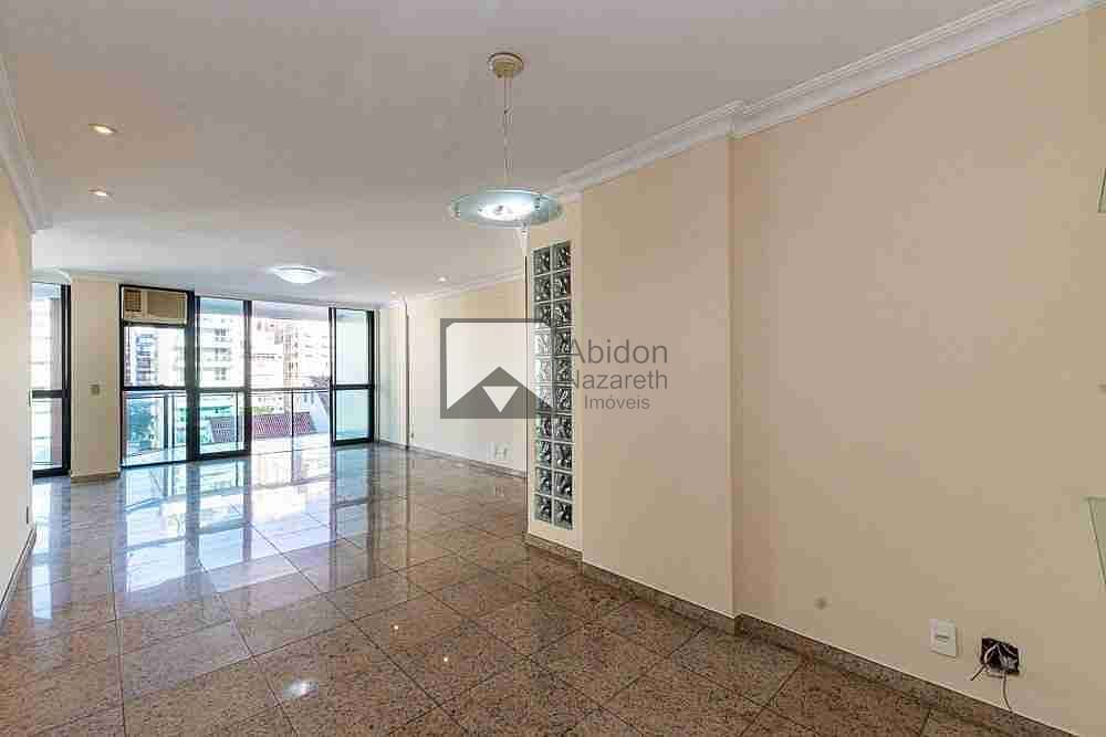 Apartamento à venda com 4 quartos, 150m² - Foto 8