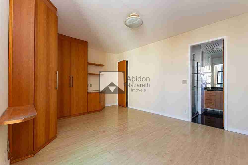 Apartamento à venda com 4 quartos, 150m² - Foto 13