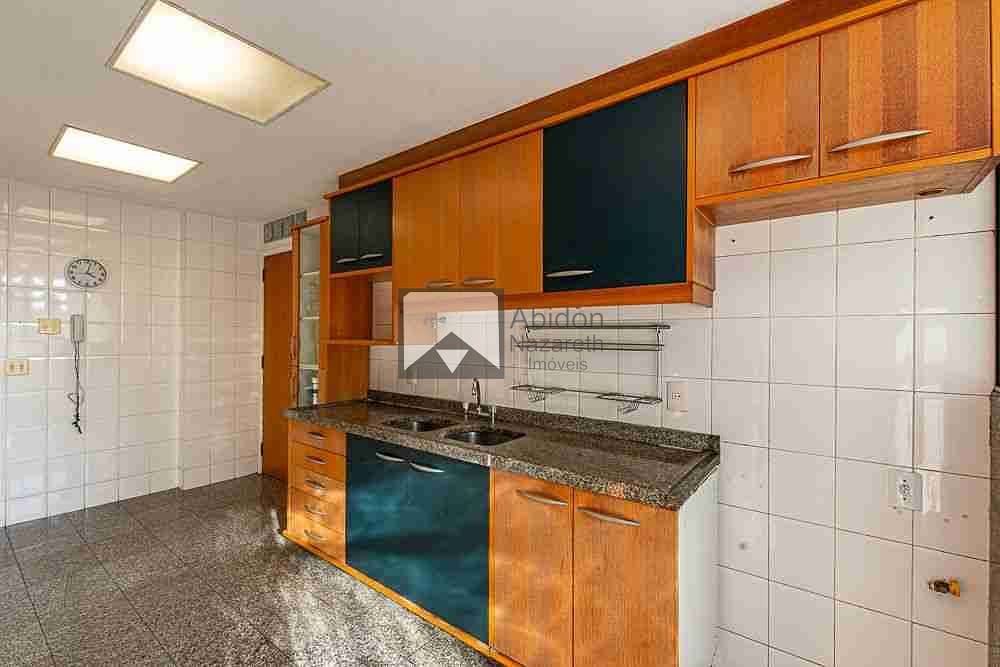 Apartamento à venda com 4 quartos, 150m² - Foto 30