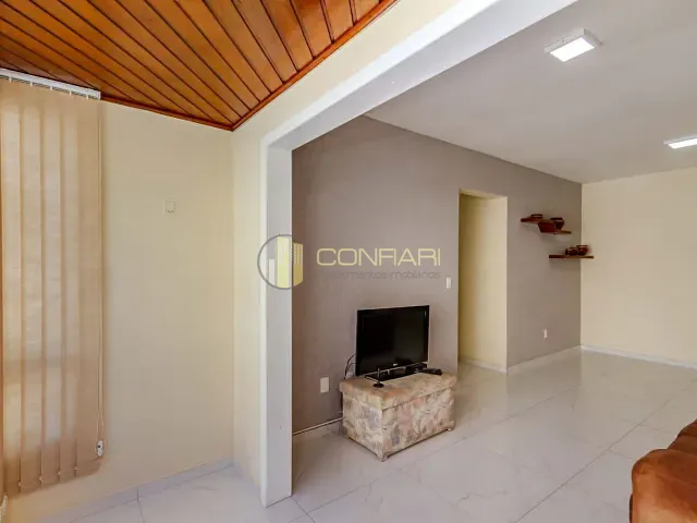 Apartamento 2 quartos e 2 banheiros, à venda, no bairro Centro em Balneário Camboriú