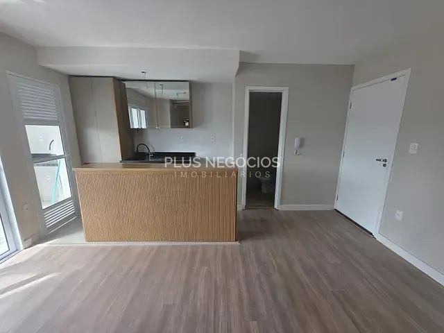 Apartamento 1 quarto e 2 banheiros, à venda ou para alugar, no bairro Vila Carvalho em Sorocaba