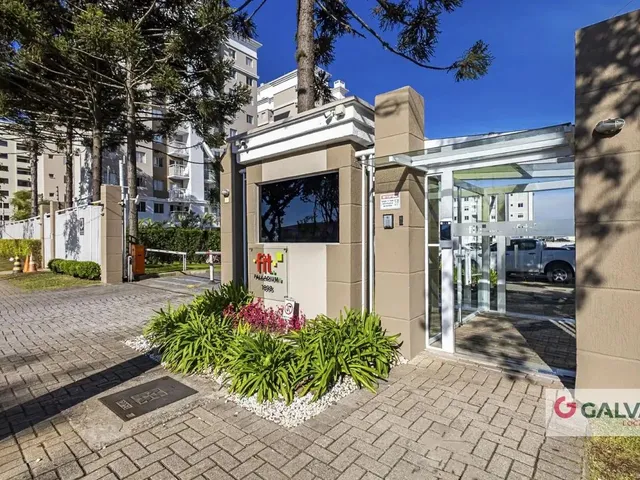 Apartamento 2 quartos e 1 banheiro, para alugar, no bairro Lindóia em Curitiba