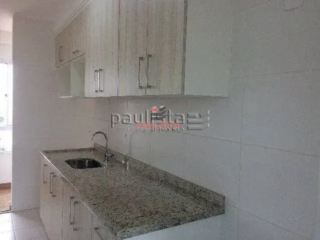 Apartamento 2 quartos e 2 banheiros, para alugar, no bairro Mirandópolis em São Paulo