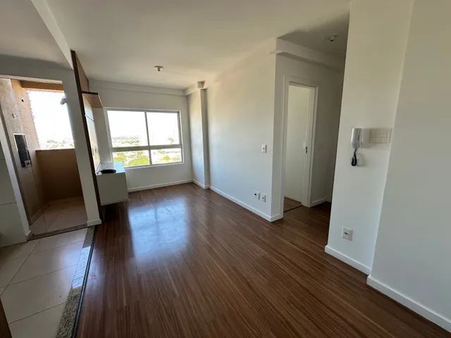 Apartamento 2 quartos e 1 banheiro, para alugar, no bairro Jardim Shangri-la A em Londrina