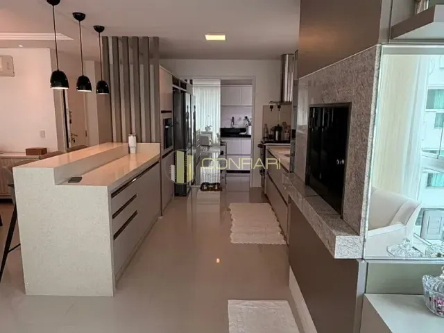 Apartamento 3 quartos e 4 banheiros, à venda, no bairro Meia Praia em Itapema