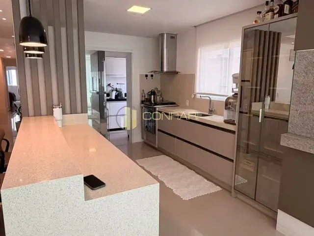 Apartamento 3 quartos e 4 banheiros, à venda, no bairro Meia Praia em Itapema