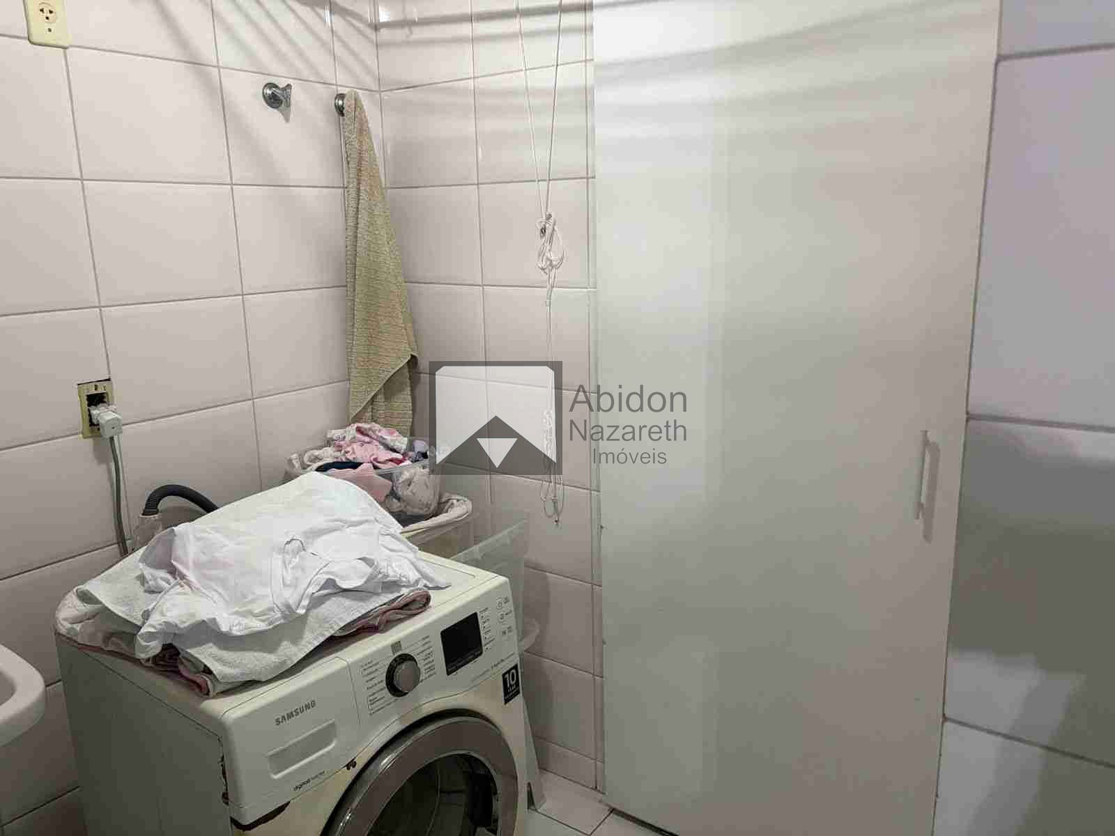 Apartamento à venda com 2 quartos, 80m² - Foto 3