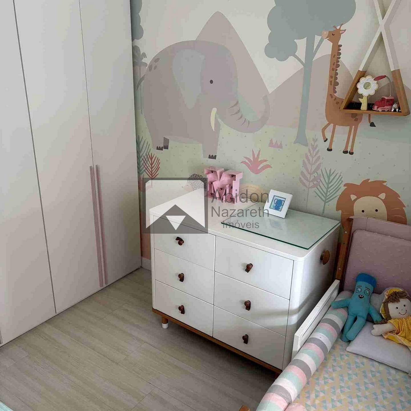 Apartamento à venda com 2 quartos, 80m² - Foto 29