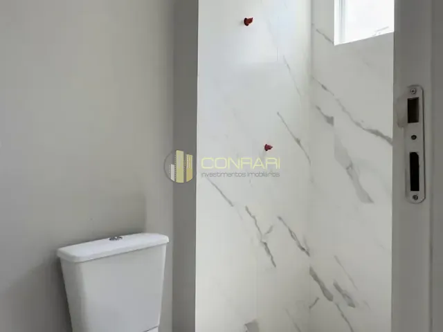 Apartamento 2 quartos e 3 banheiros, à venda, no bairro Perequê em Porto Belo