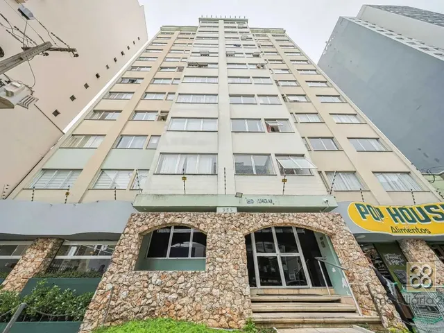 Apartamento 1 quarto e 1 banheiro, para alugar, no bairro Centro em Curitiba