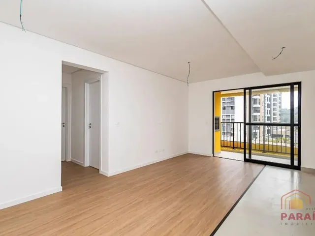 Apartamento 2 quartos e 2 banheiros, à venda, no bairro Tingui em Curitiba