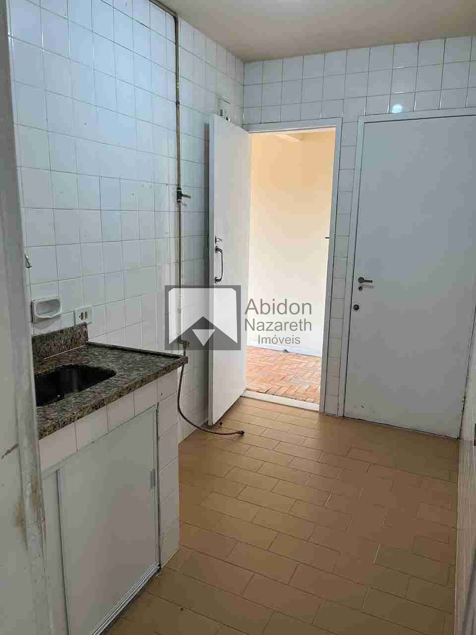 Apartamento à venda com 2 quartos, 65m² - Foto 19