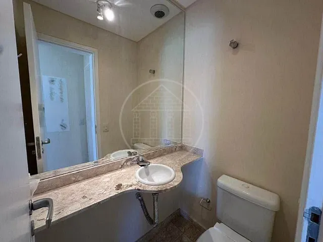 Apartamento com 155m² 3 quartos e 4 banheiros, para alugar, no bairro Santo Amaro em São Paulo