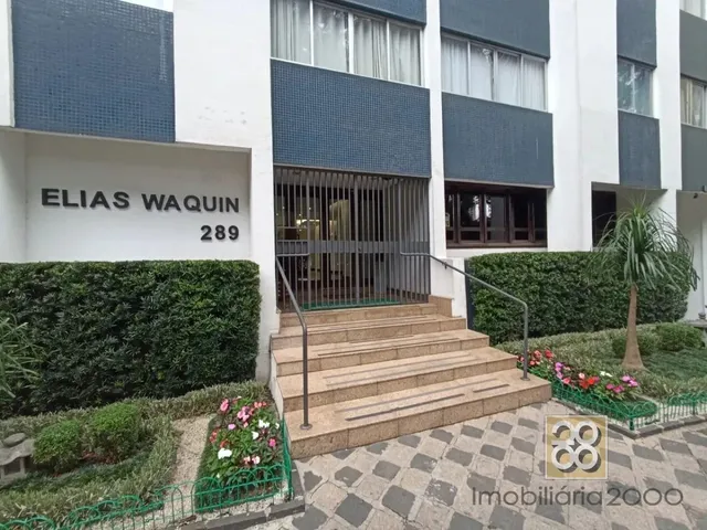 Apartamento 2 quartos e 1 banheiro, para alugar, no bairro Centro em Curitiba
