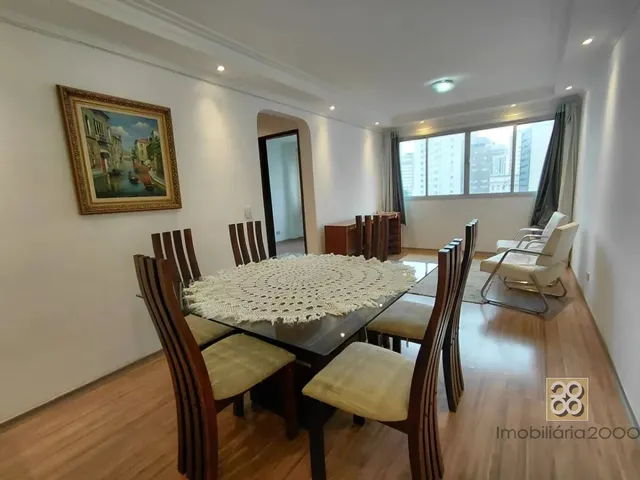 Apartamento 2 quartos e 1 banheiro, para alugar, no bairro Centro em Curitiba