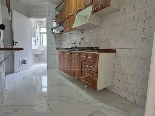 Apartamento com 72m² 3 quartos e 3 banheiros, para alugar, no bairro Vila Isa em São Paulo