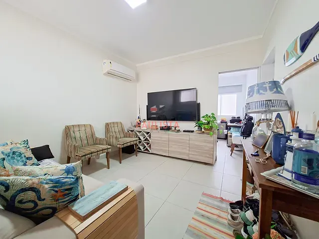 Apartamento 2 quartos e 1 banheiro, para alugar, no bairro Pompéia em Santos