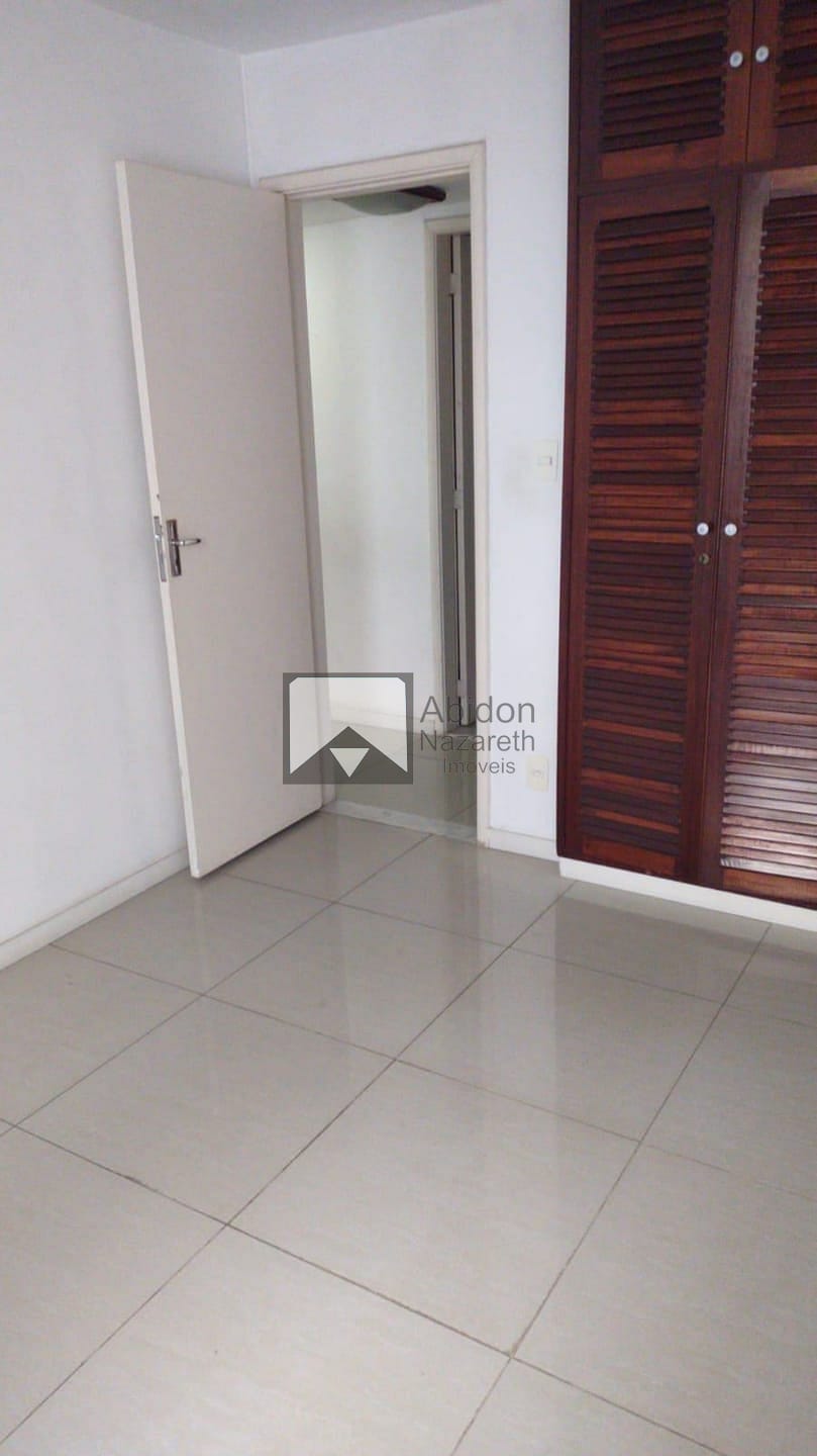 Apartamento à venda com 3 quartos, 106m² - Foto 4