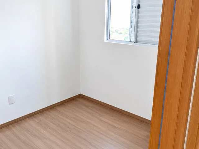 Apartamento com 63m² 2 quartos e 1 banheiro, à venda, no bairro Parque Jamaica em Londrina