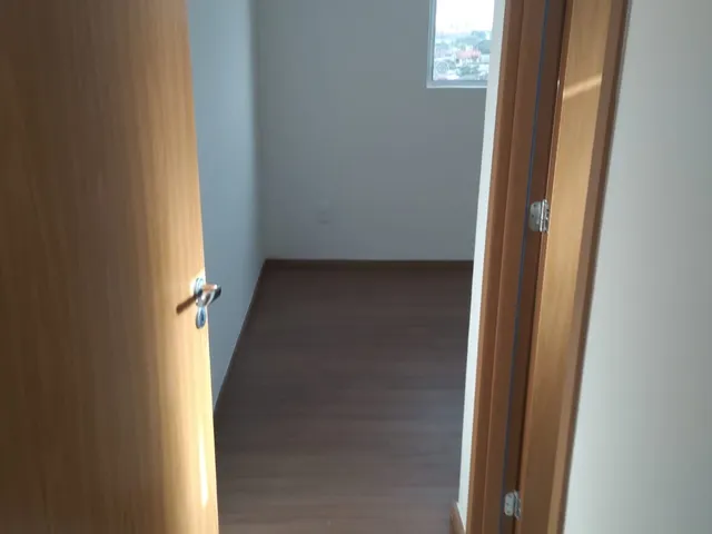 Apartamento com 63m² 2 quartos e 1 banheiro, à venda, no bairro Parque Jamaica em Londrina