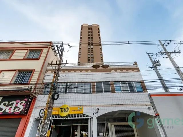 Apartamento 1 quarto e 1 banheiro, para alugar, no bairro Centro em Curitiba