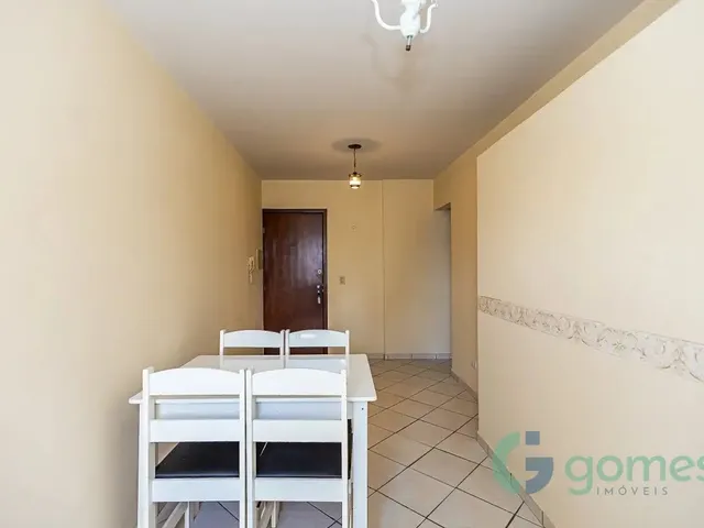 Apartamento 1 quarto e 1 banheiro, para alugar, no bairro Centro em Curitiba