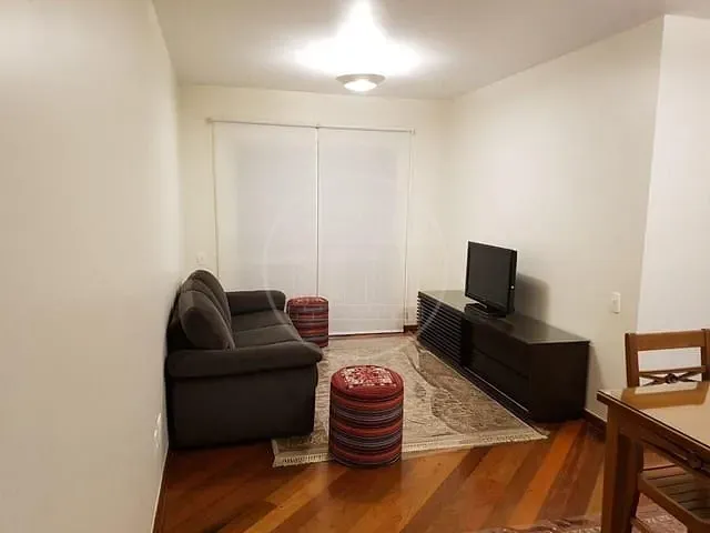 Apartamento com 71m² 2 quartos e 2 banheiros, para alugar, no bairro Cerqueira César em São Paulo