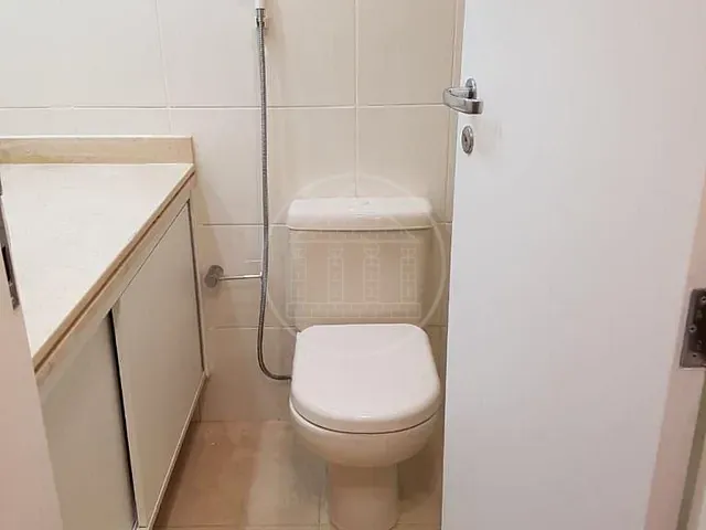 Apartamento com 71m² 2 quartos e 2 banheiros, para alugar, no bairro Cerqueira César em São Paulo