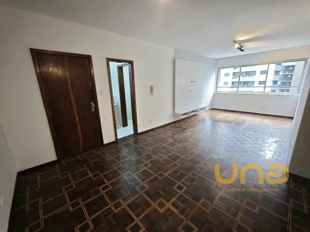 Apartamento 3 quartos e 1 banheiro, para alugar, no bairro BATEL em Curitiba