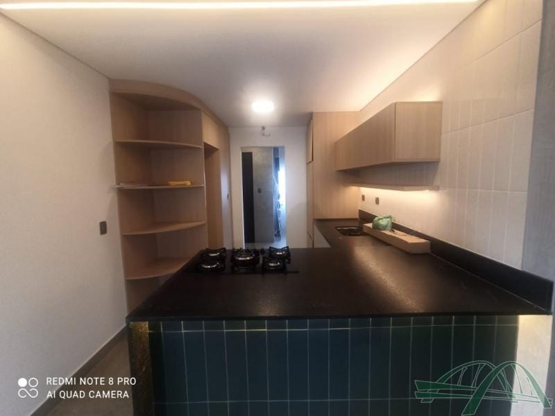 Apartamento para alugar com 2 quartos, 125m² - Foto 15
