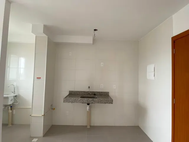 Apartamento com 60m² 2 quartos e 2 banheiros, à venda, no bairro Pinheiros em Londrina