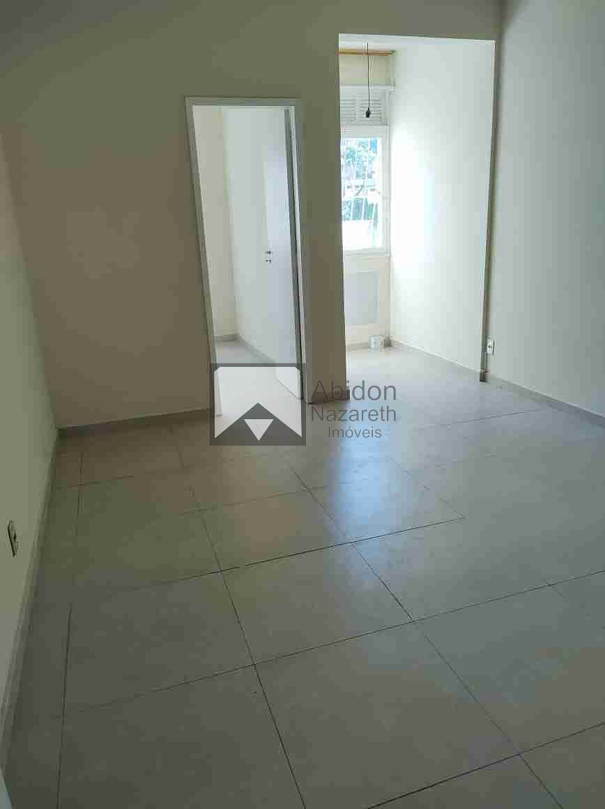 Apartamento à venda com 2 quartos, 78m² - Foto 9