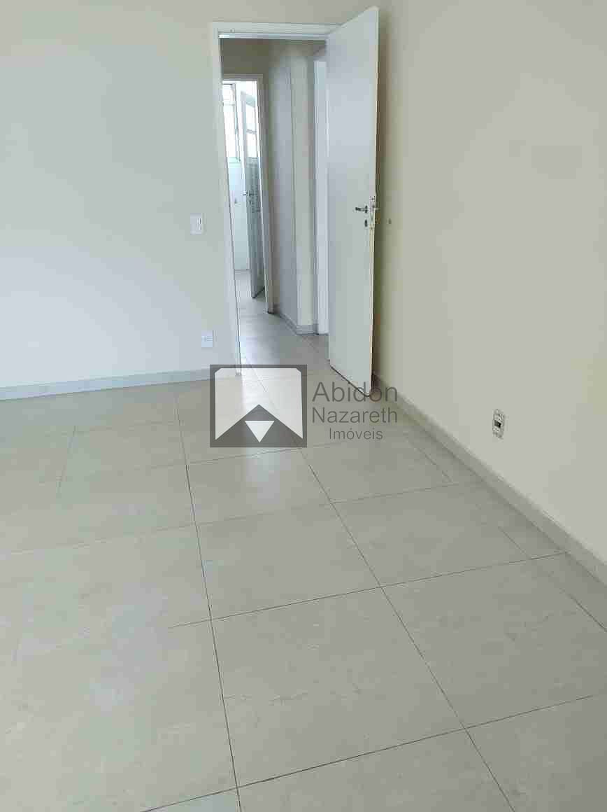 Apartamento à venda com 2 quartos, 78m² - Foto 1